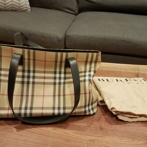 Burberry tote